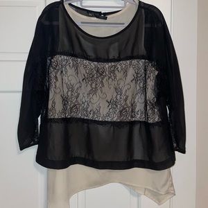Beautiful MNG blouse with lace accent